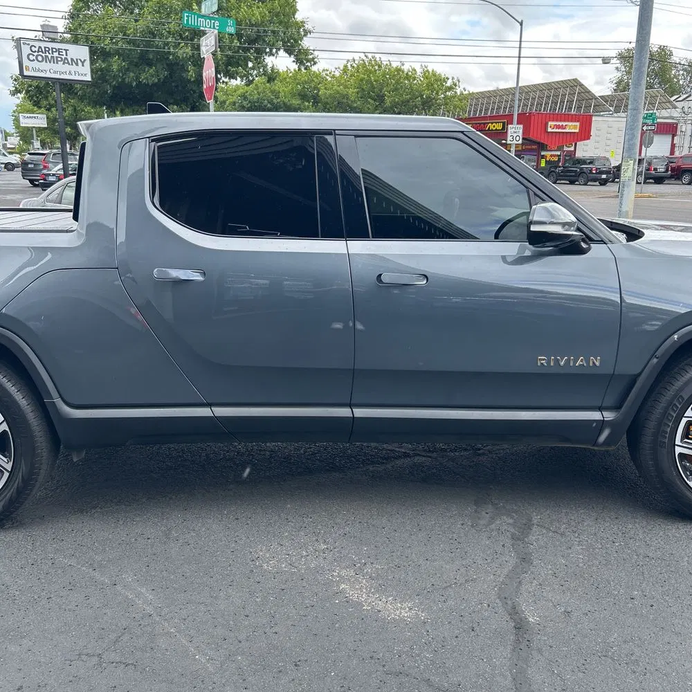 2022 Rivian R1T Adventure