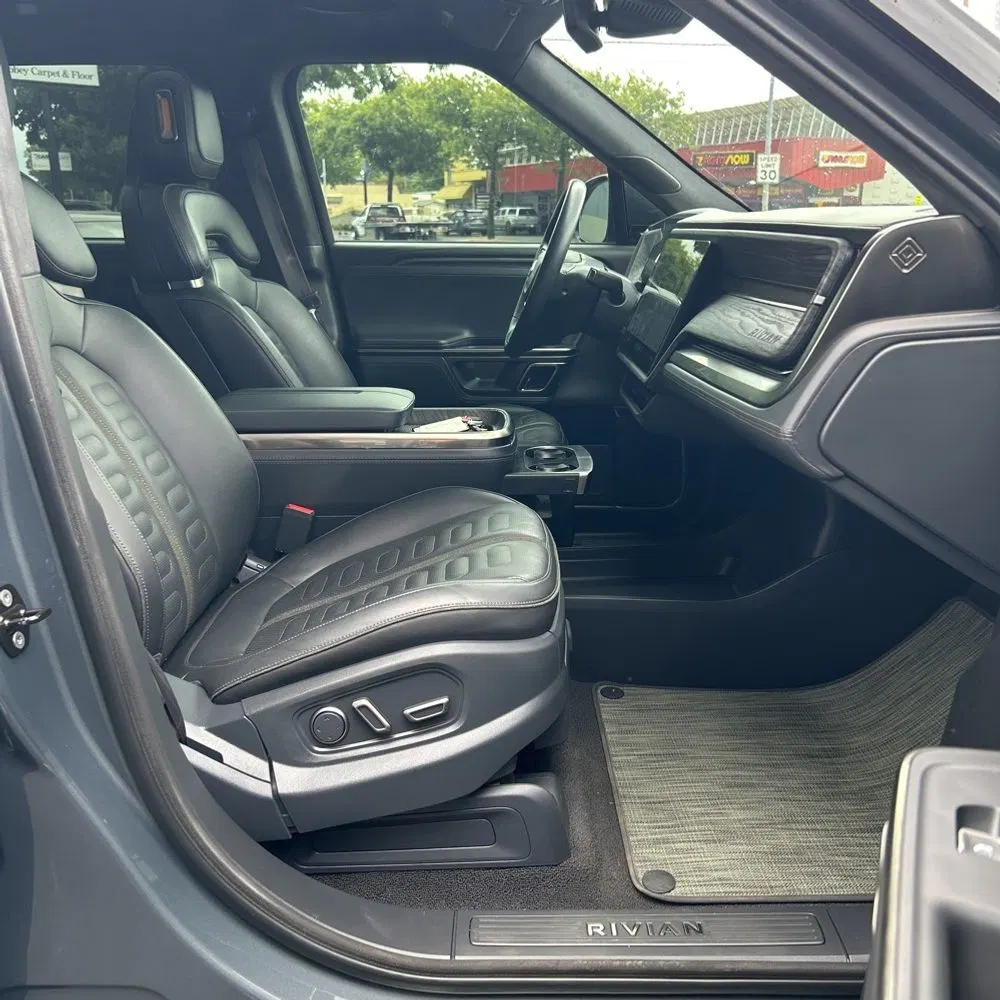 2022 Rivian R1T Adventure