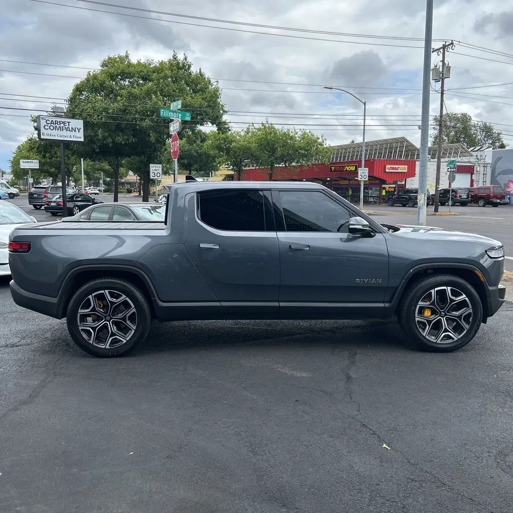 2022 Rivian R1T Adventure