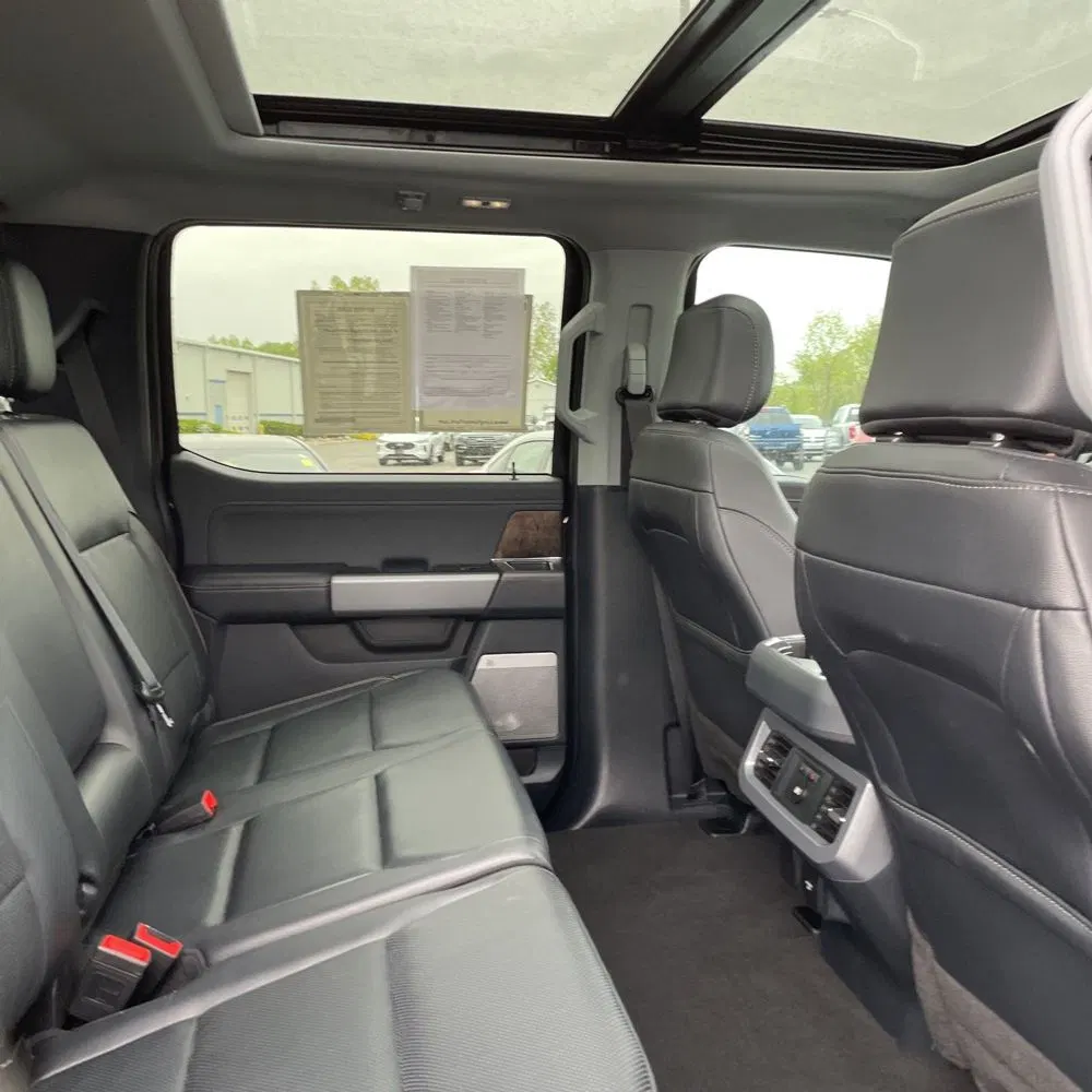 2024 Ford F450 S/D Lariat