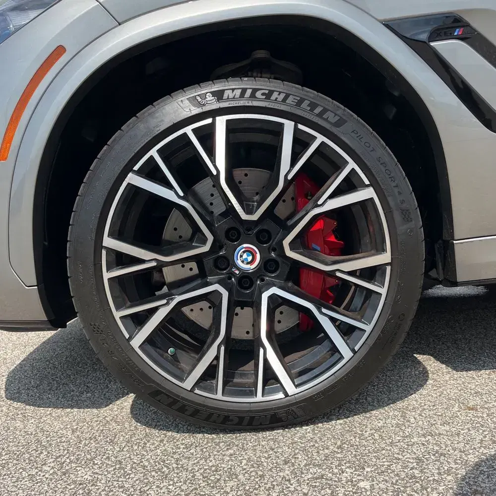2023 BMW X6 M