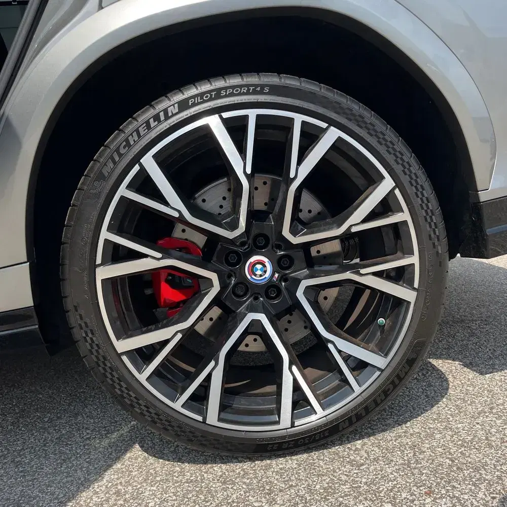 2023 BMW X6 M