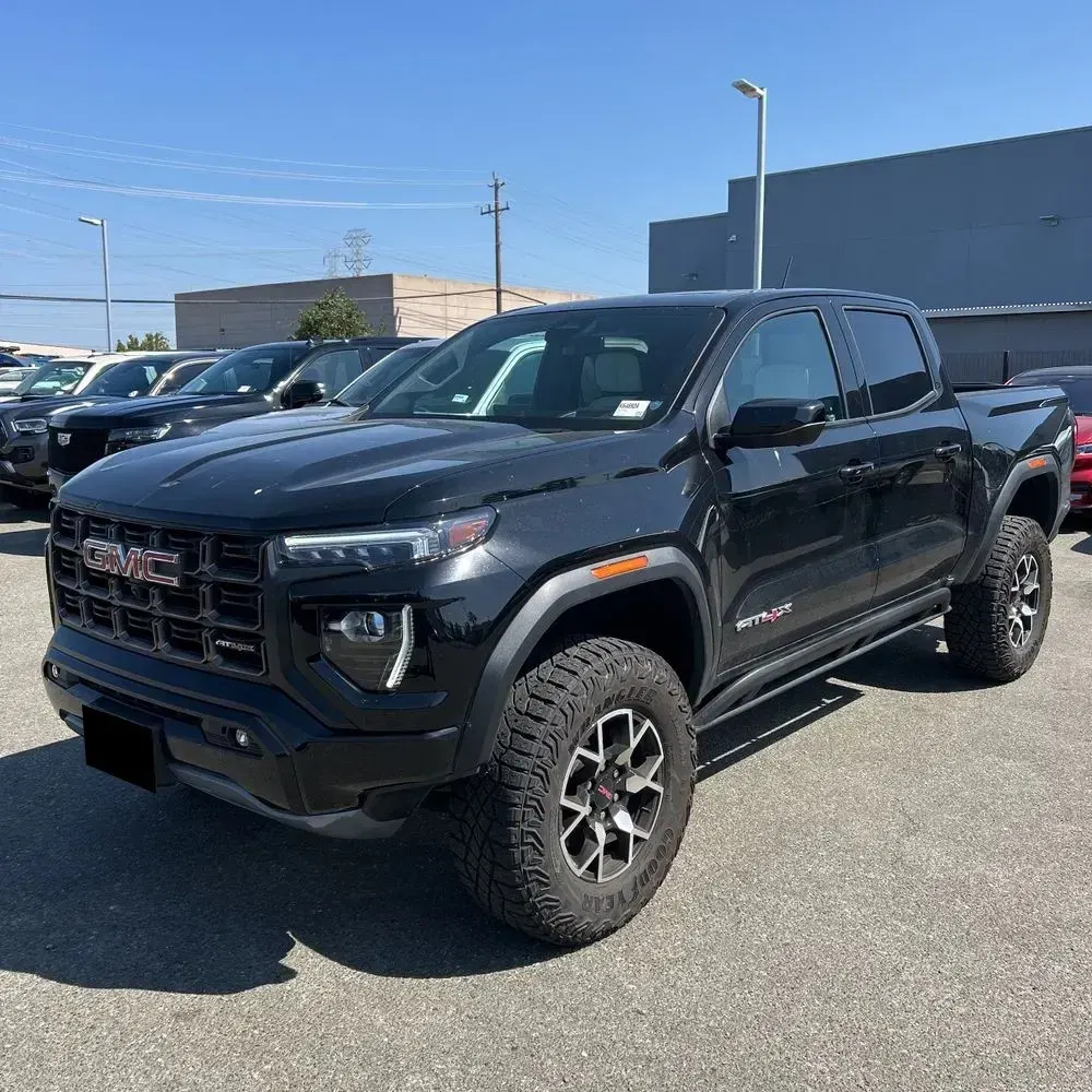 2023 GMC Canyon AT4X