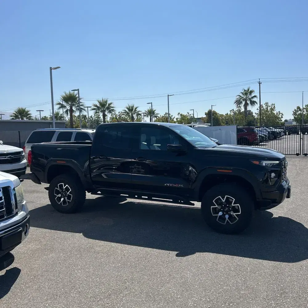 2023 GMC Canyon AT4X