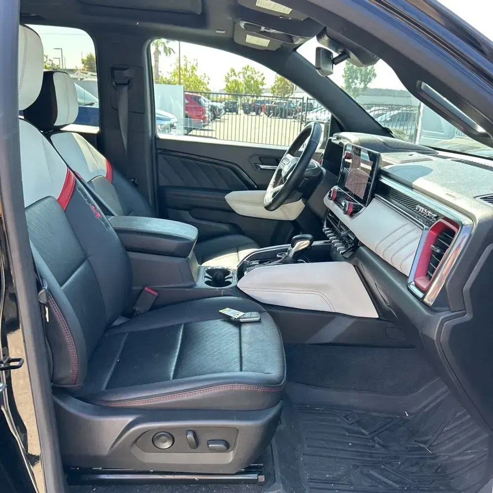 2023 GMC Canyon AT4X