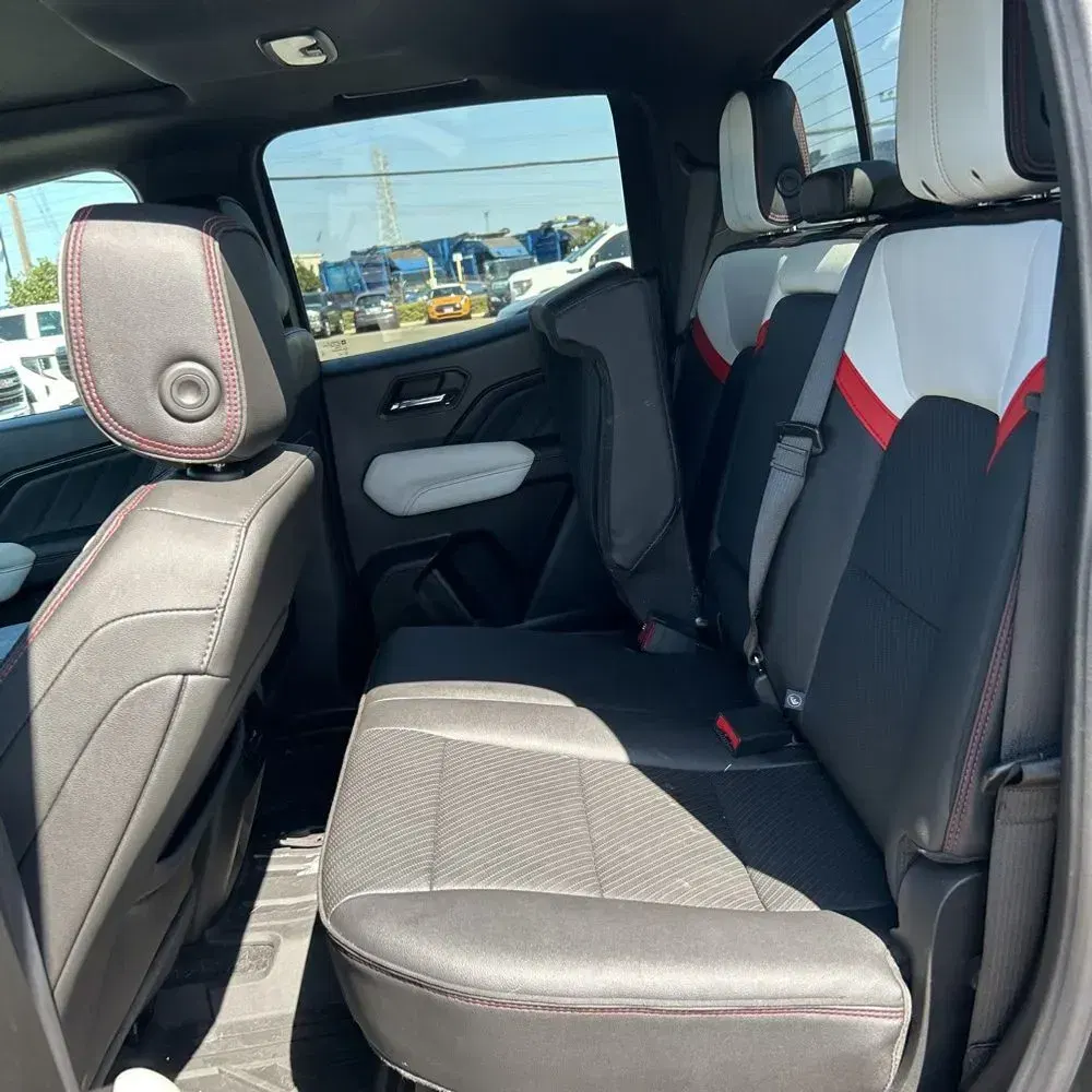 2023 GMC Canyon AT4X