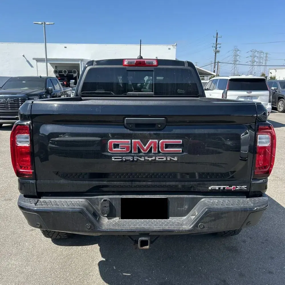 2023 GMC Canyon AT4X