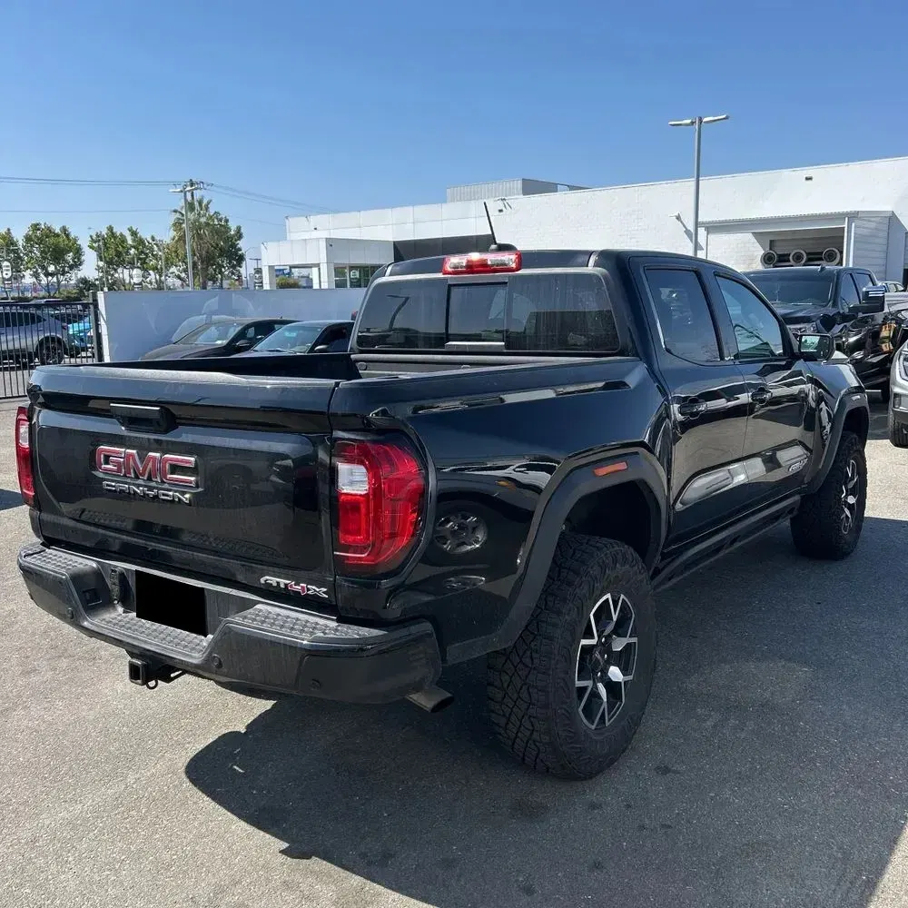 2023 GMC Canyon AT4X