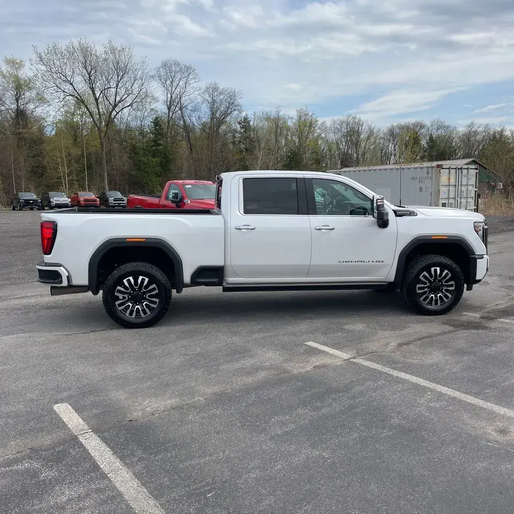2024 GMC Sierra 3500HD Denali Ultimate