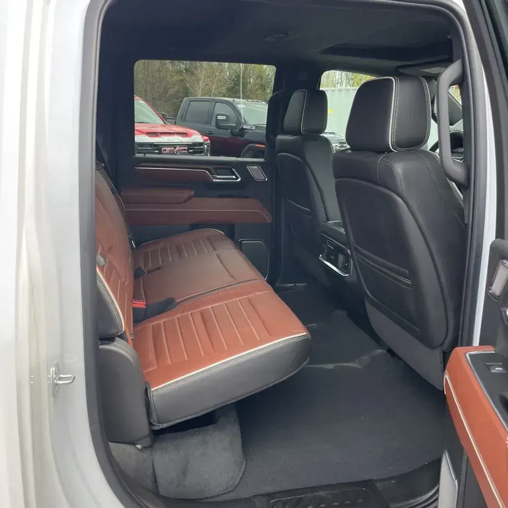 2024 GMC Sierra 3500HD Denali Ultimate