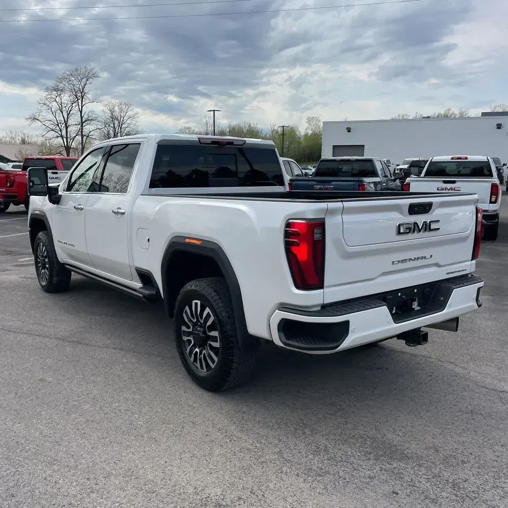 2024 GMC Sierra 3500HD Denali Ultimate