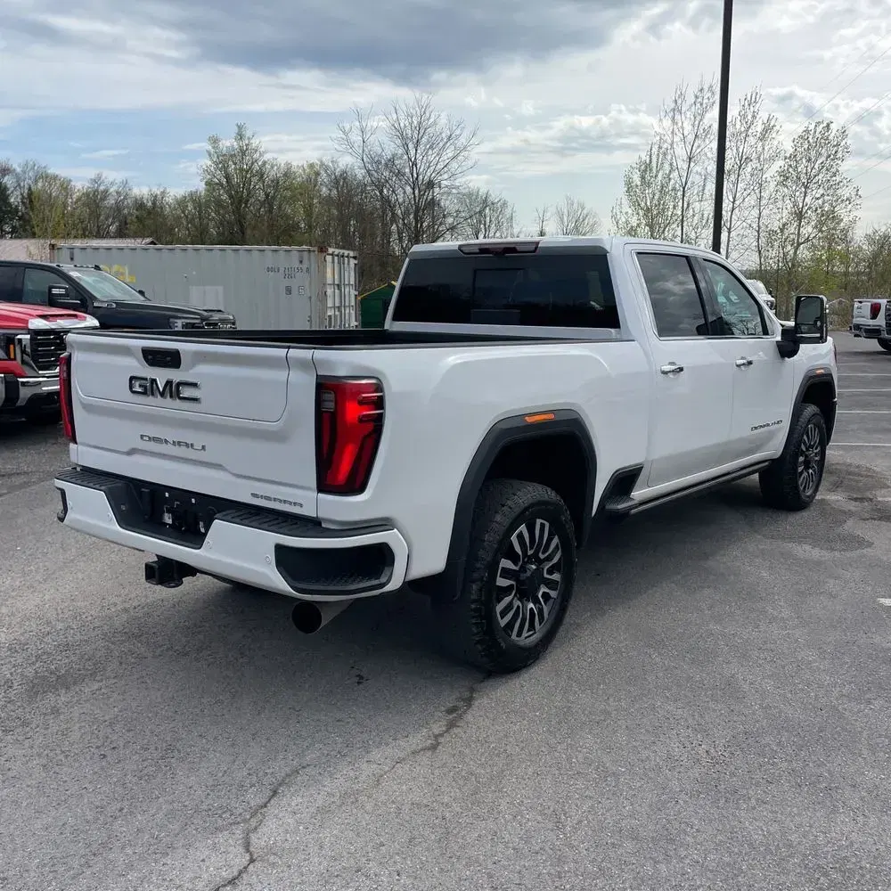 2024 GMC Sierra 3500HD Denali Ultimate