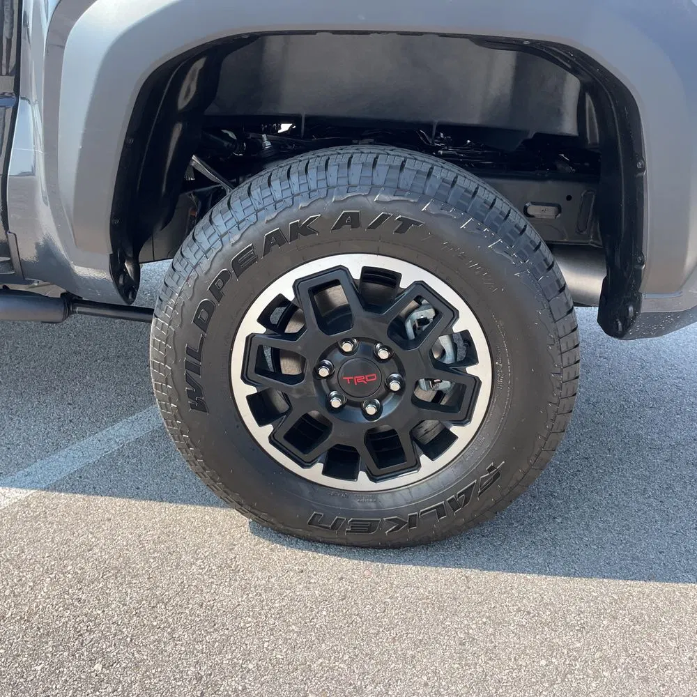 2025 Toyota Tacoma TRD Off-Road HV