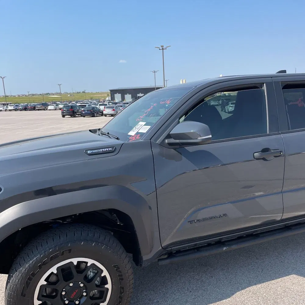 2025 Toyota Tacoma TRD Off-Road HV