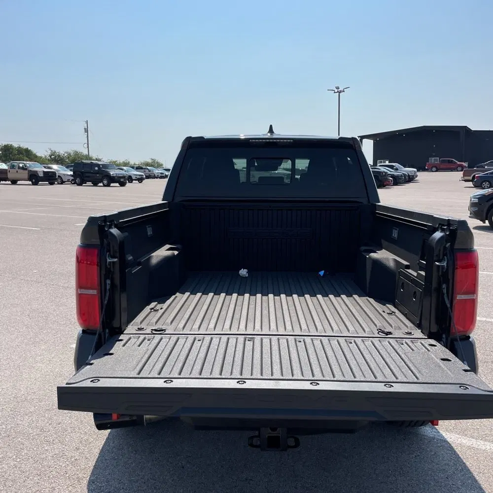 2025 Toyota Tacoma TRD Off-Road HV