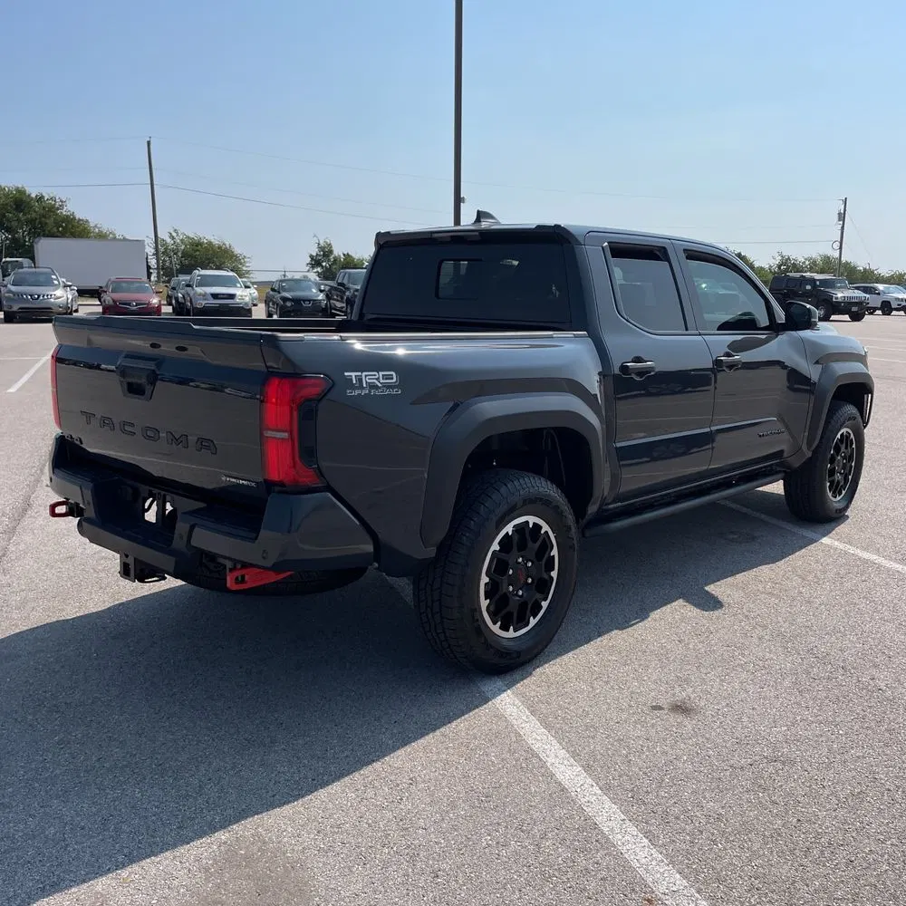 2025 Toyota Tacoma TRD Off-Road HV