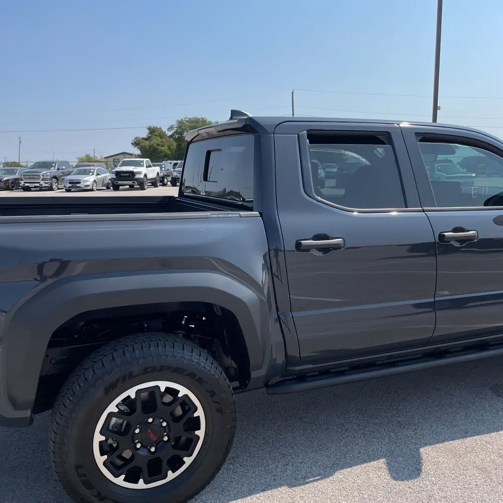 2025 Toyota Tacoma TRD Off-Road HV