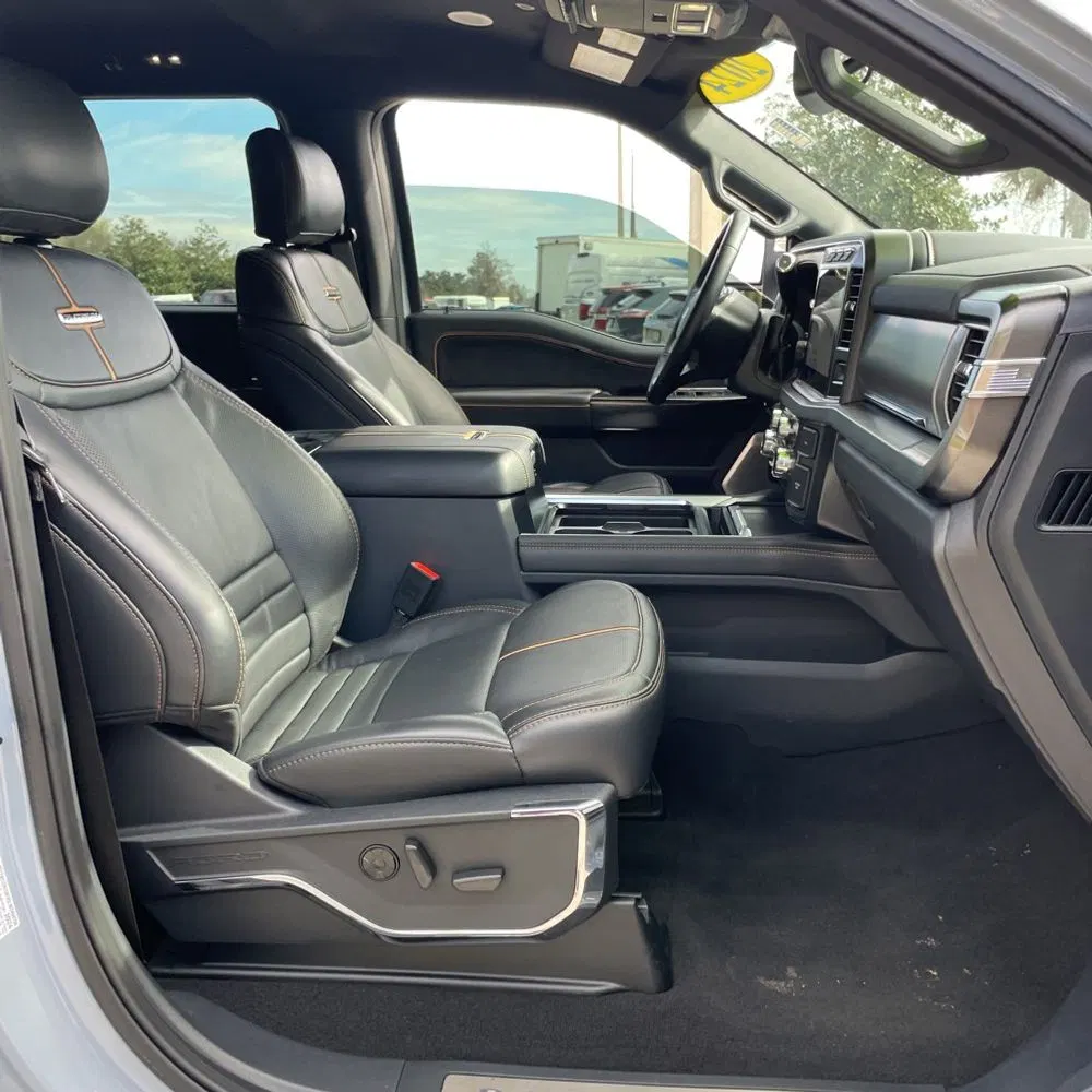 2024 Ford F-350 Super Duty Platinum