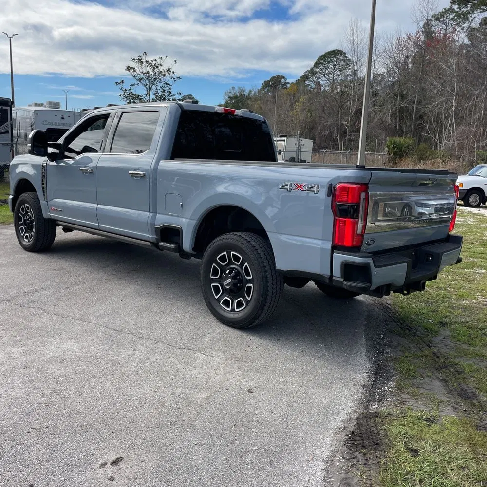 2024 Ford F-350 Super Duty Platinum