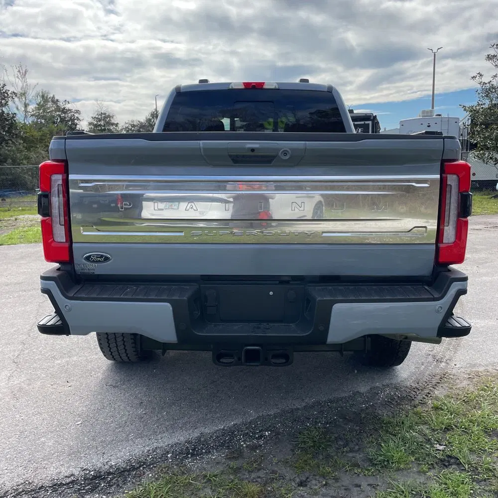 2024 Ford F-350 Super Duty Platinum