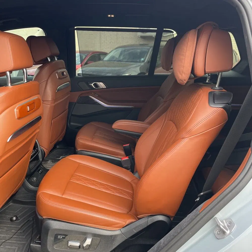 2024 BMW X7 M60i