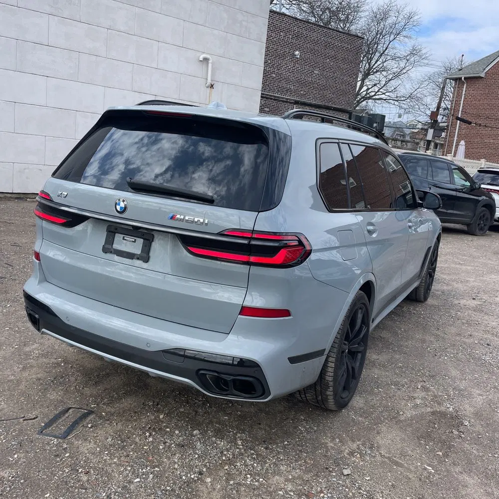 2024 BMW X7 M60i