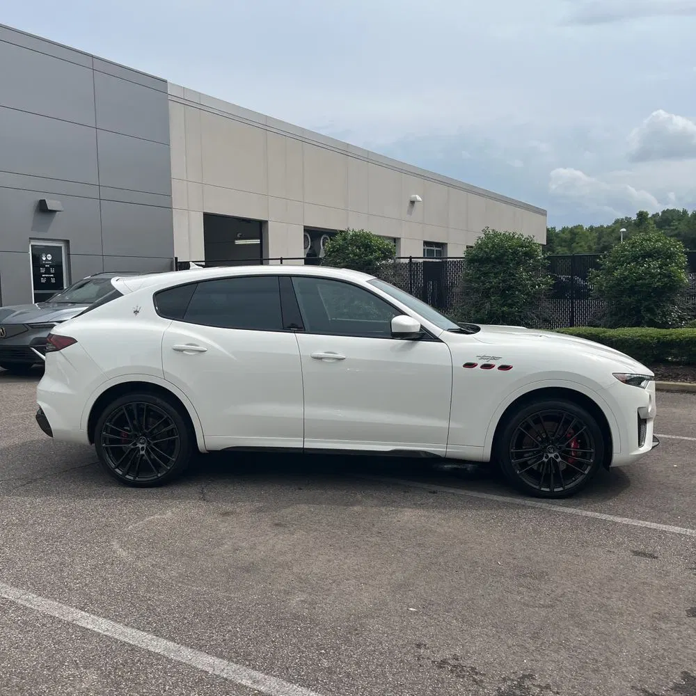 2023 Maserati Levante Trofeo