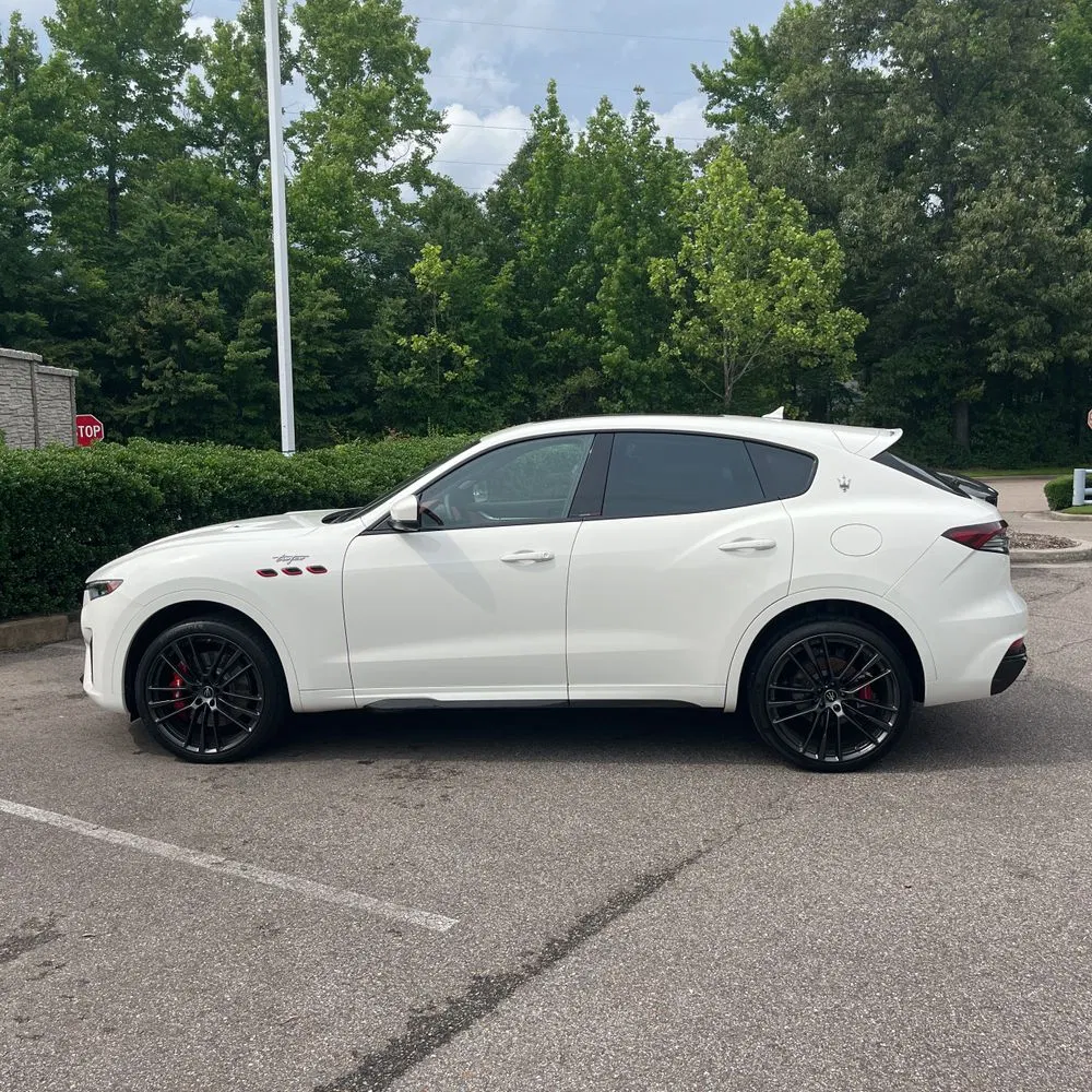 2023 Maserati Levante Trofeo