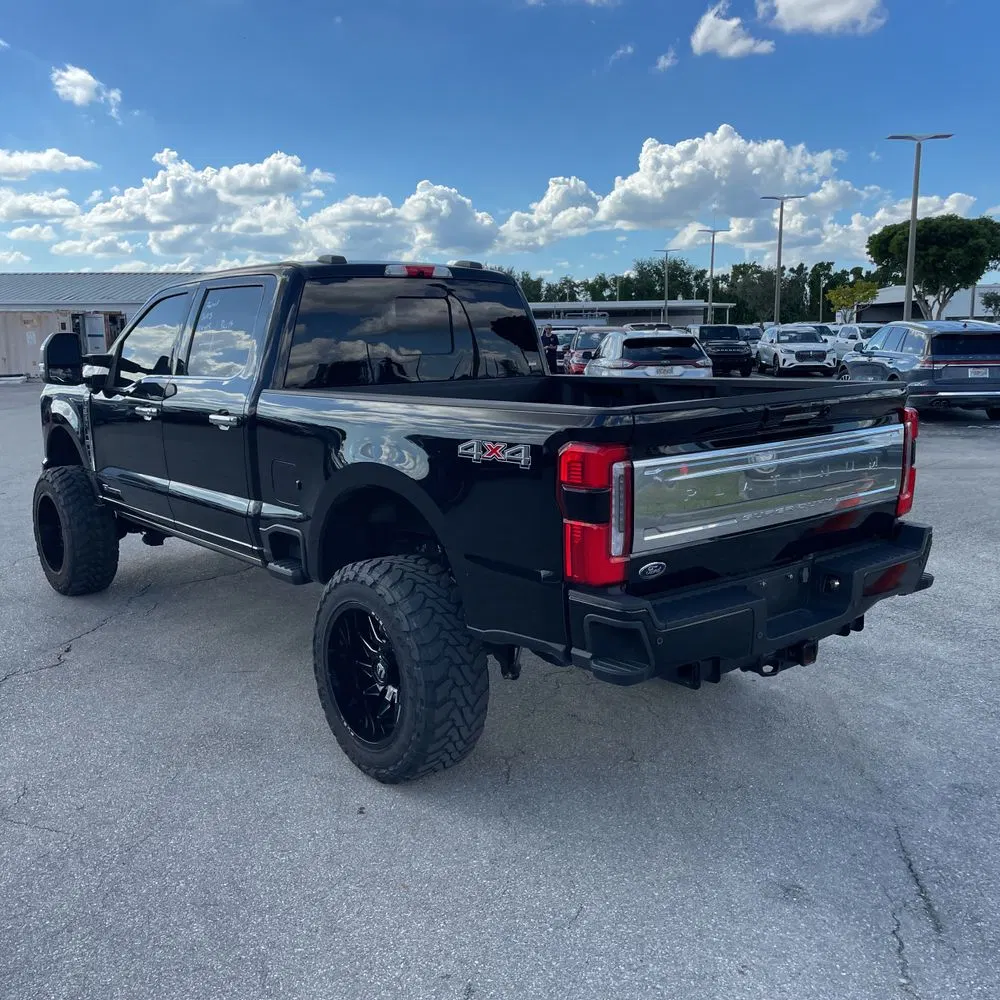 2023 Ford F-350 Super Duty Platinum