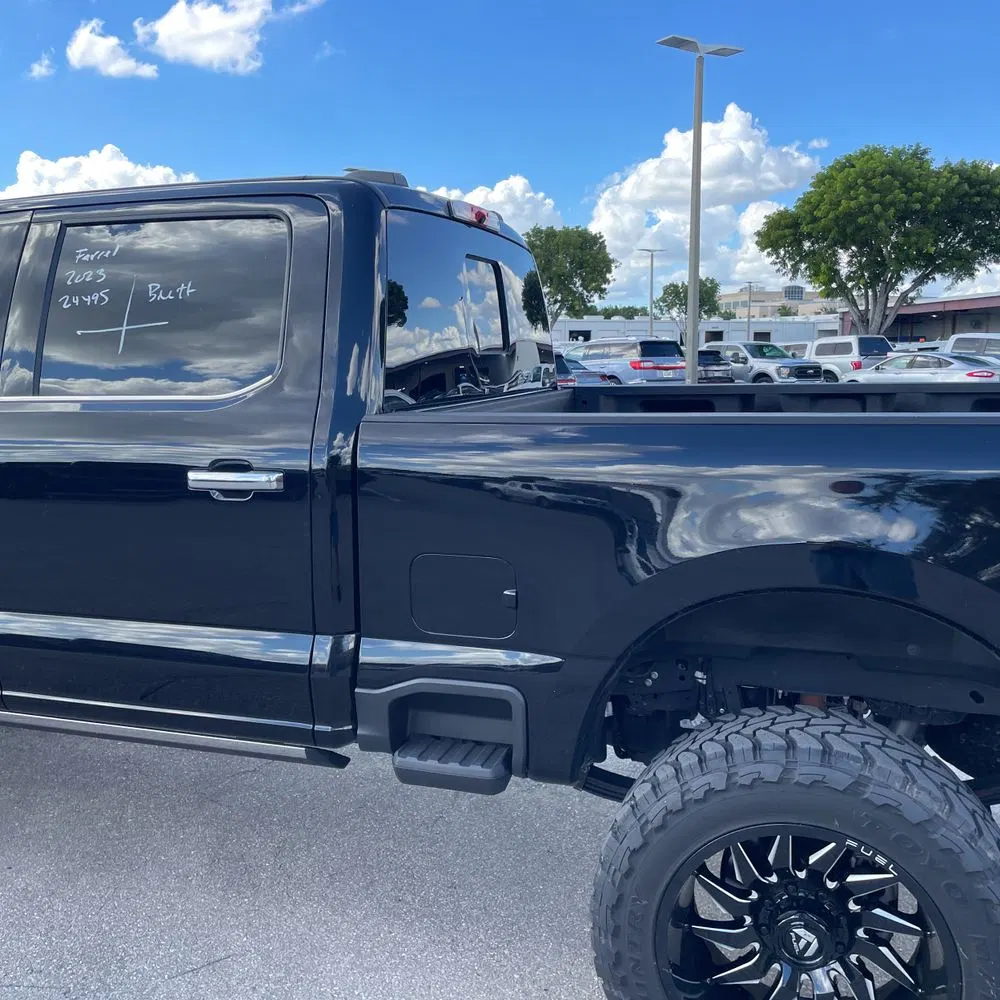 2023 Ford F-350 Super Duty Platinum