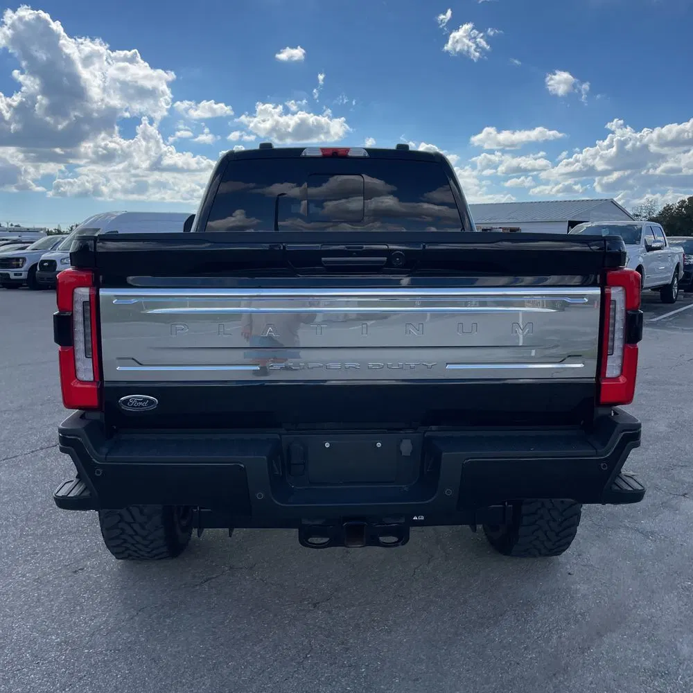 2023 Ford F-350 Super Duty Platinum