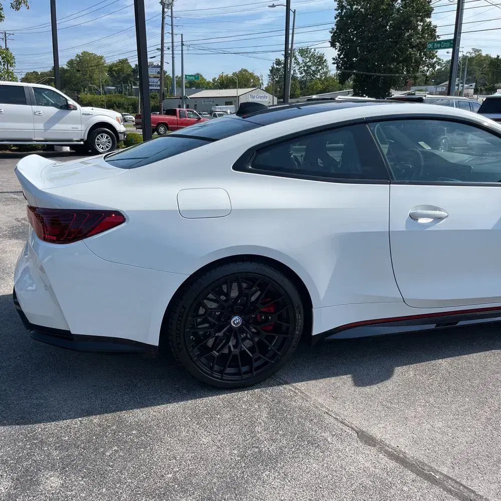 2023 BMW M4 CSL