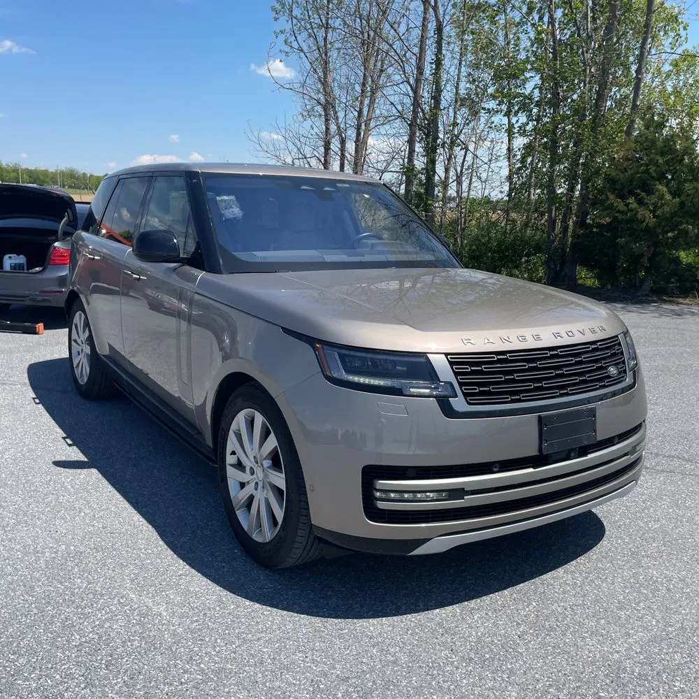 2023 Land Rover Range Rover P440e SE