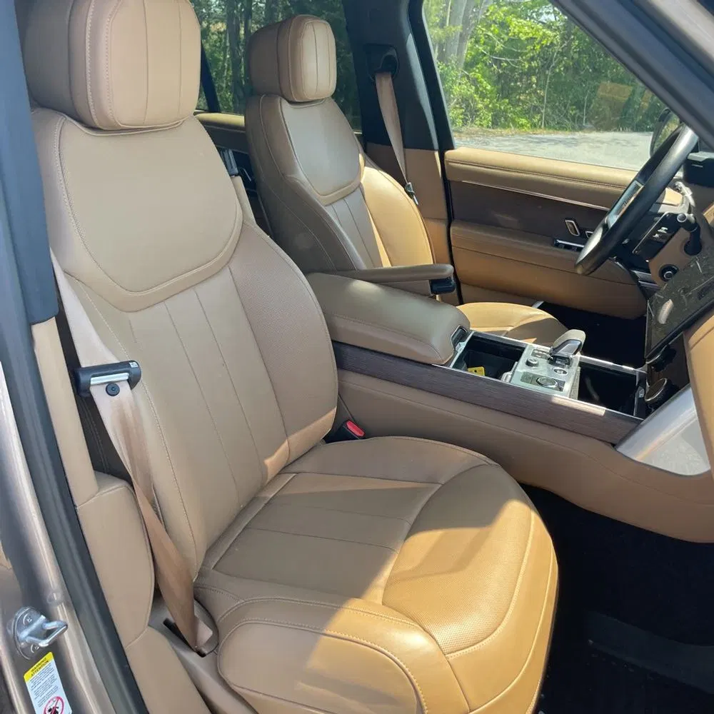 2023 Land Rover Range Rover P440e SE