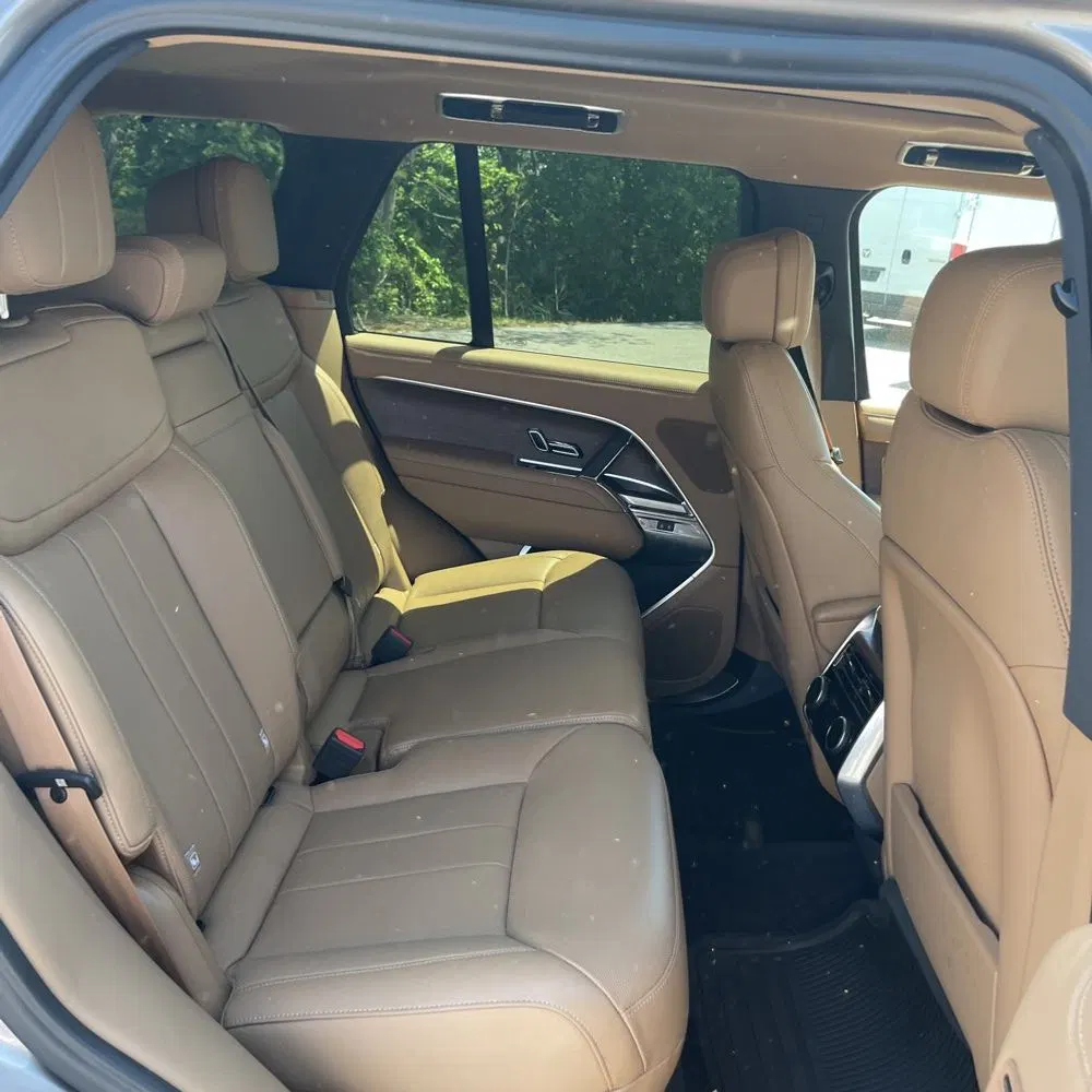2023 Land Rover Range Rover P440e SE
