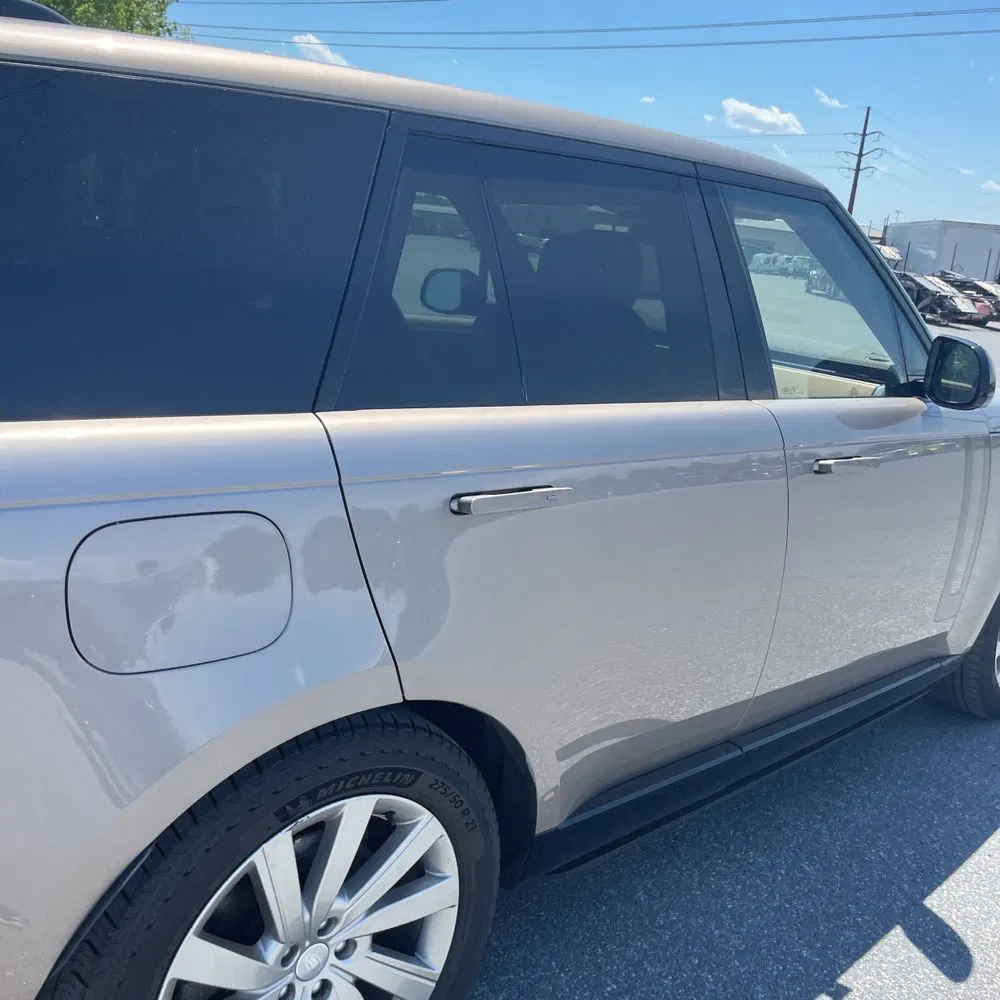 2023 Land Rover Range Rover P440e SE