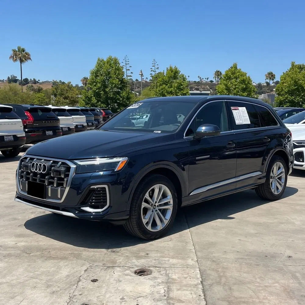 2025 Audi Q7 Premium 45