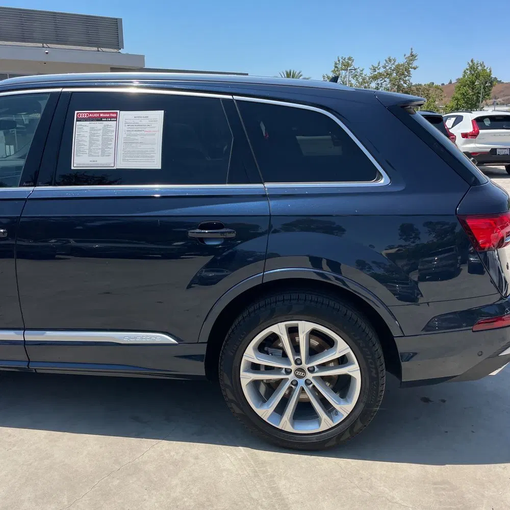2025 Audi Q7 Premium 45