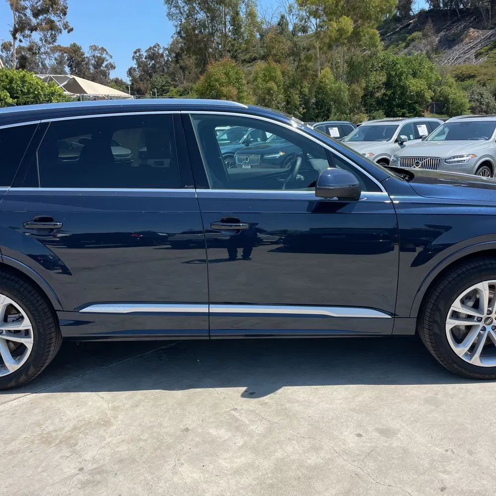 2025 Audi Q7 Premium 45