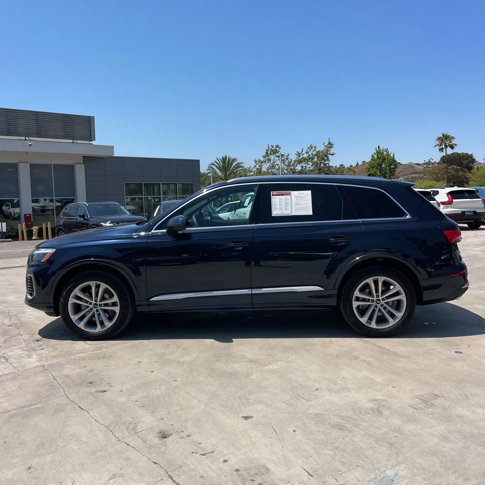 2025 Audi Q7 Premium 45
