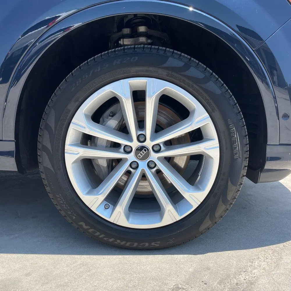2025 Audi Q7 Premium 45