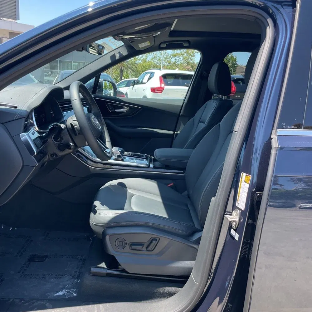 2025 Audi Q7 Premium 45