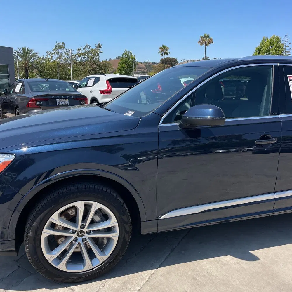 2025 Audi Q7 Premium 45