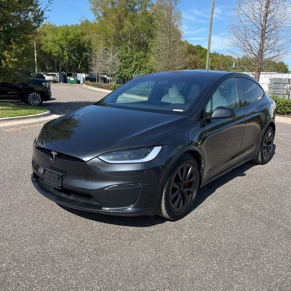2024 Tesla Model X Plaid