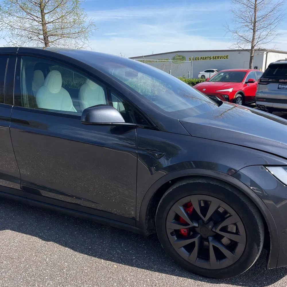 2024 Tesla Model X Plaid