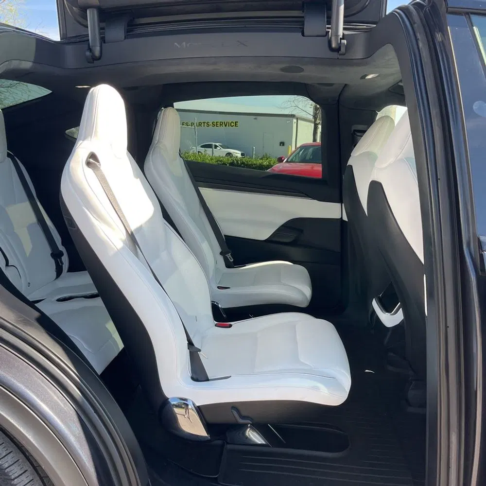 2024 Tesla Model X Plaid