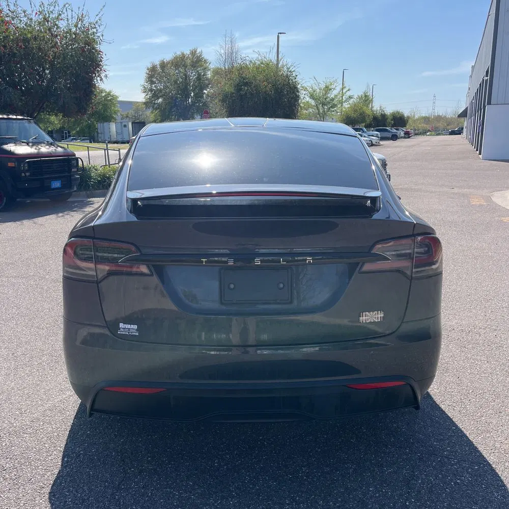 2024 Tesla Model X Plaid
