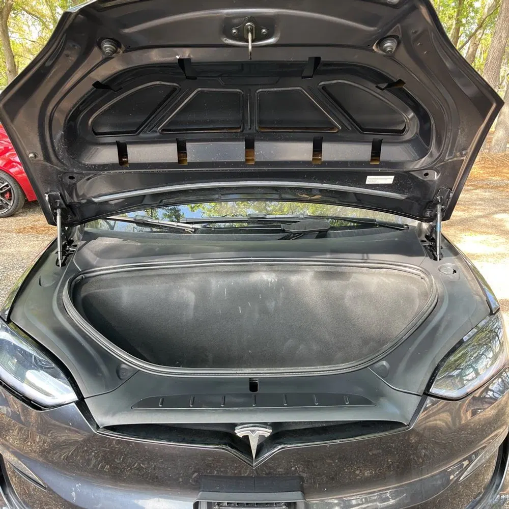 2024 Tesla Model X Plaid
