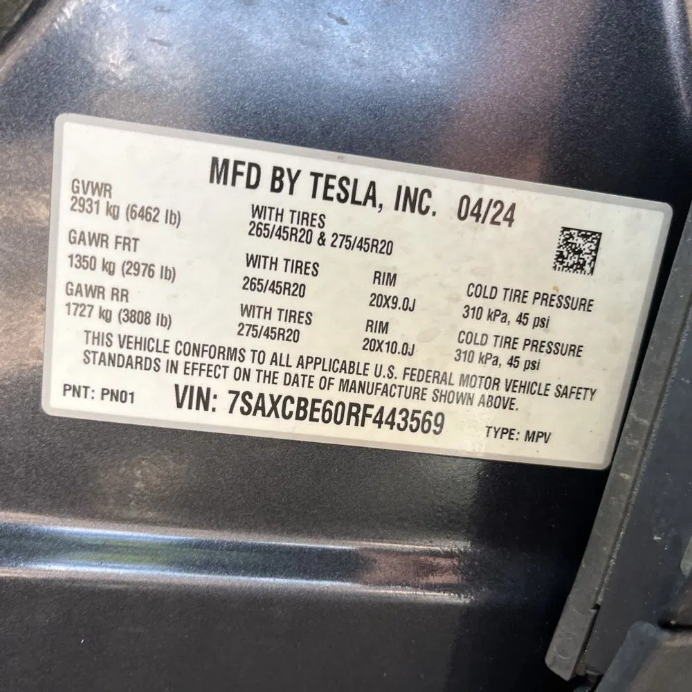 2024 Tesla Model X Plaid