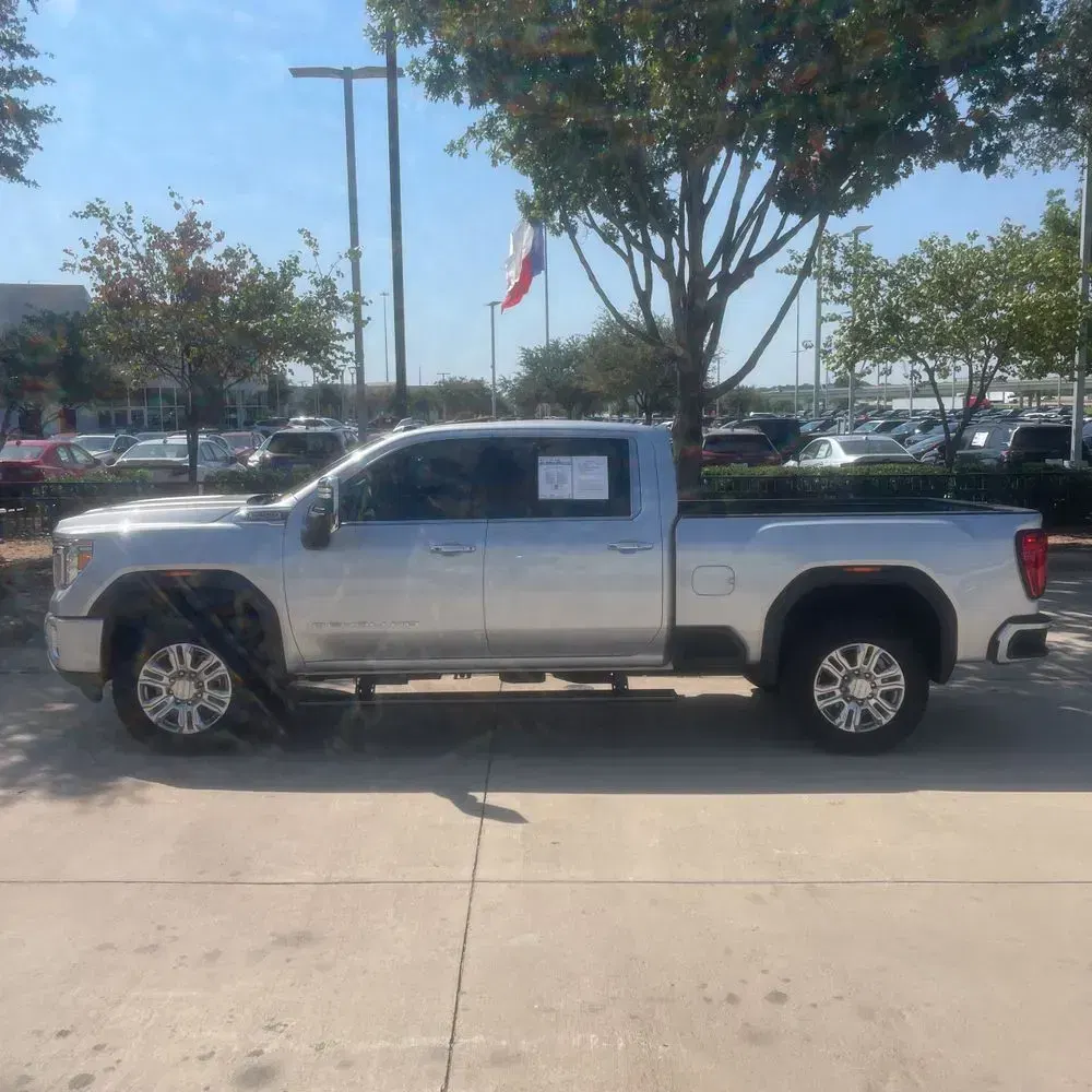 2023 GMC Sierra 2500HD Denali